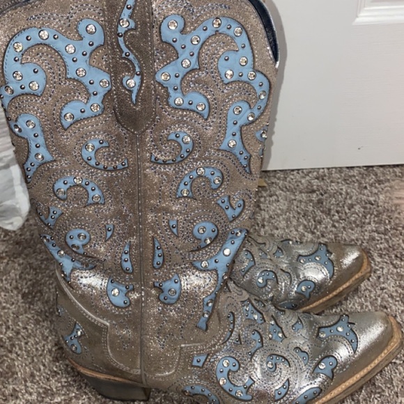 Cute western dress boots! - Picture 2 of 3